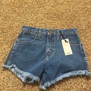 Woman’s wrangler shorts